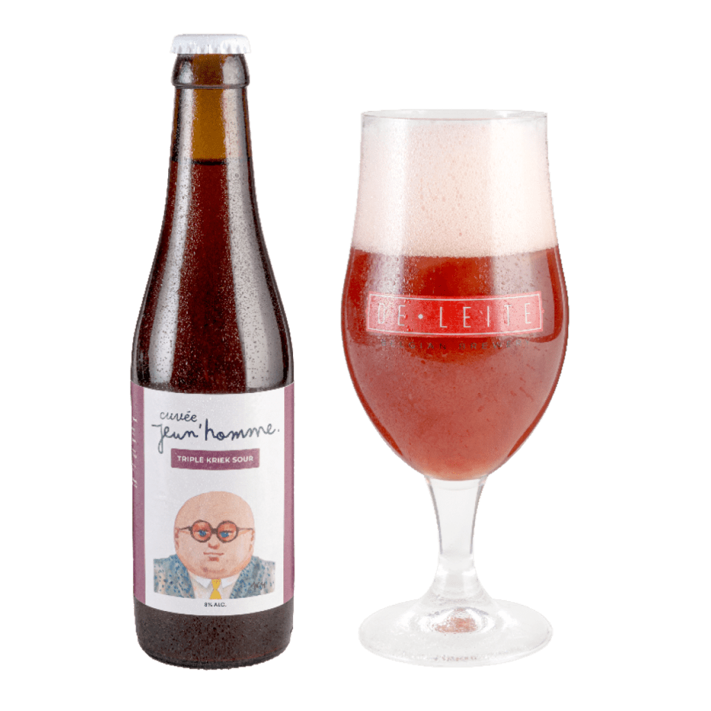 Deze Tripel Kriek gaat voor 6 maand op krieken. Het gaat om een 250 g zure ontpitte krieken per liter bier.